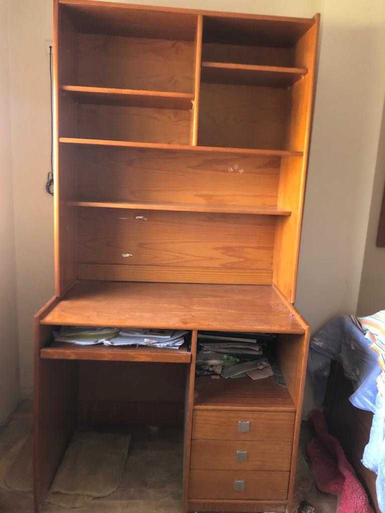 Quarto completo de estúdio