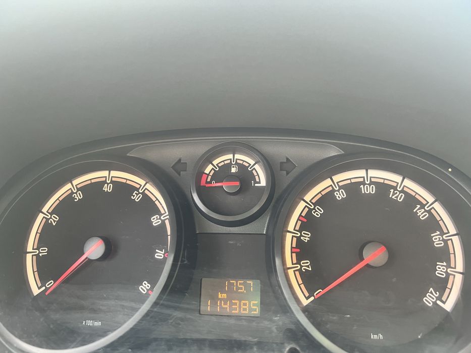 Opel Corsa D benzyna 1.0