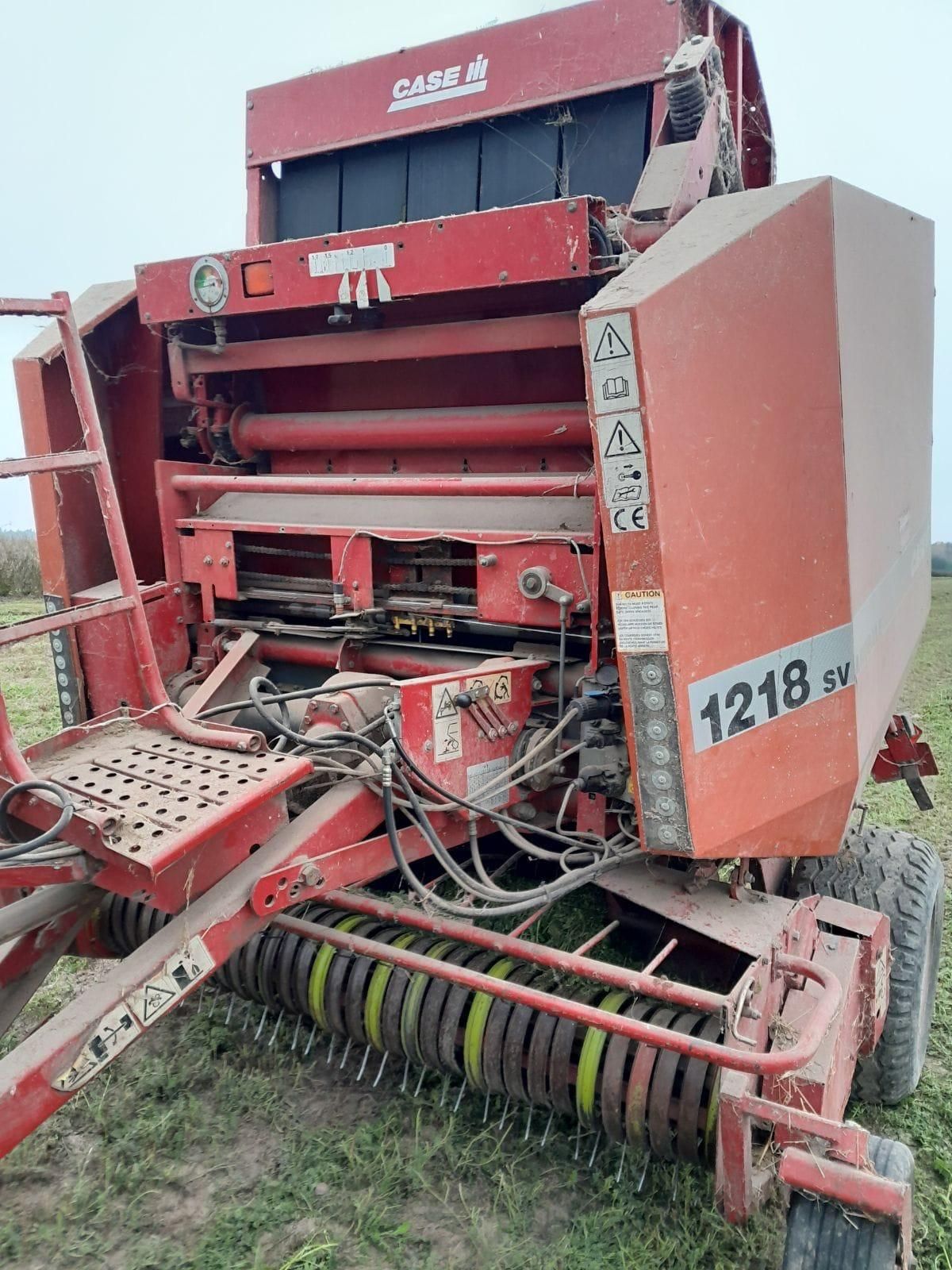 Prasa Case 1218 SV Arobale