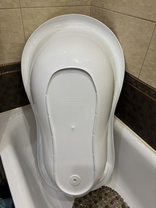 Ванночка 102 см LUX "Зайчики" зі зливом та термометром