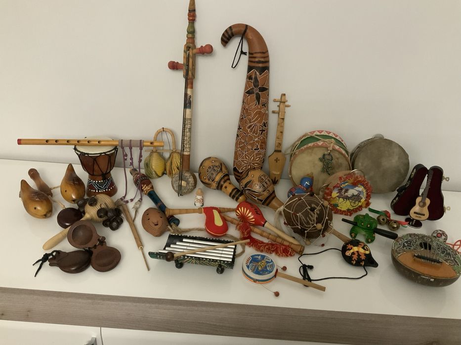 Музыкальные инструменты из разных стран