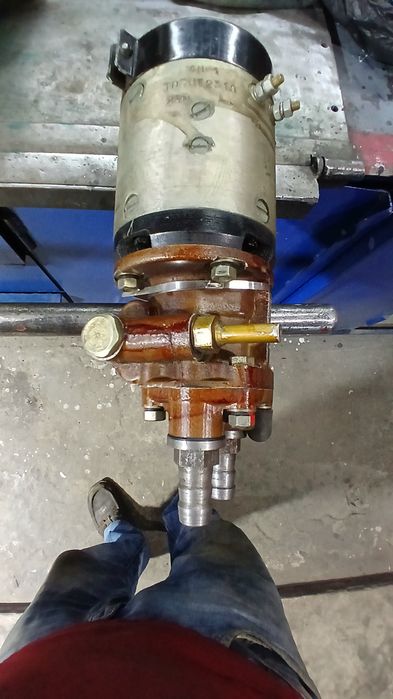 Насос для перекачки масла и дизельного топлива МЛ-1