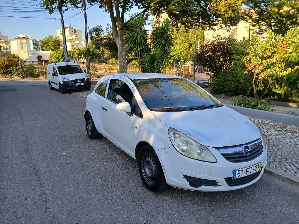 Opel corsa 1.3 cdti diesel super económico