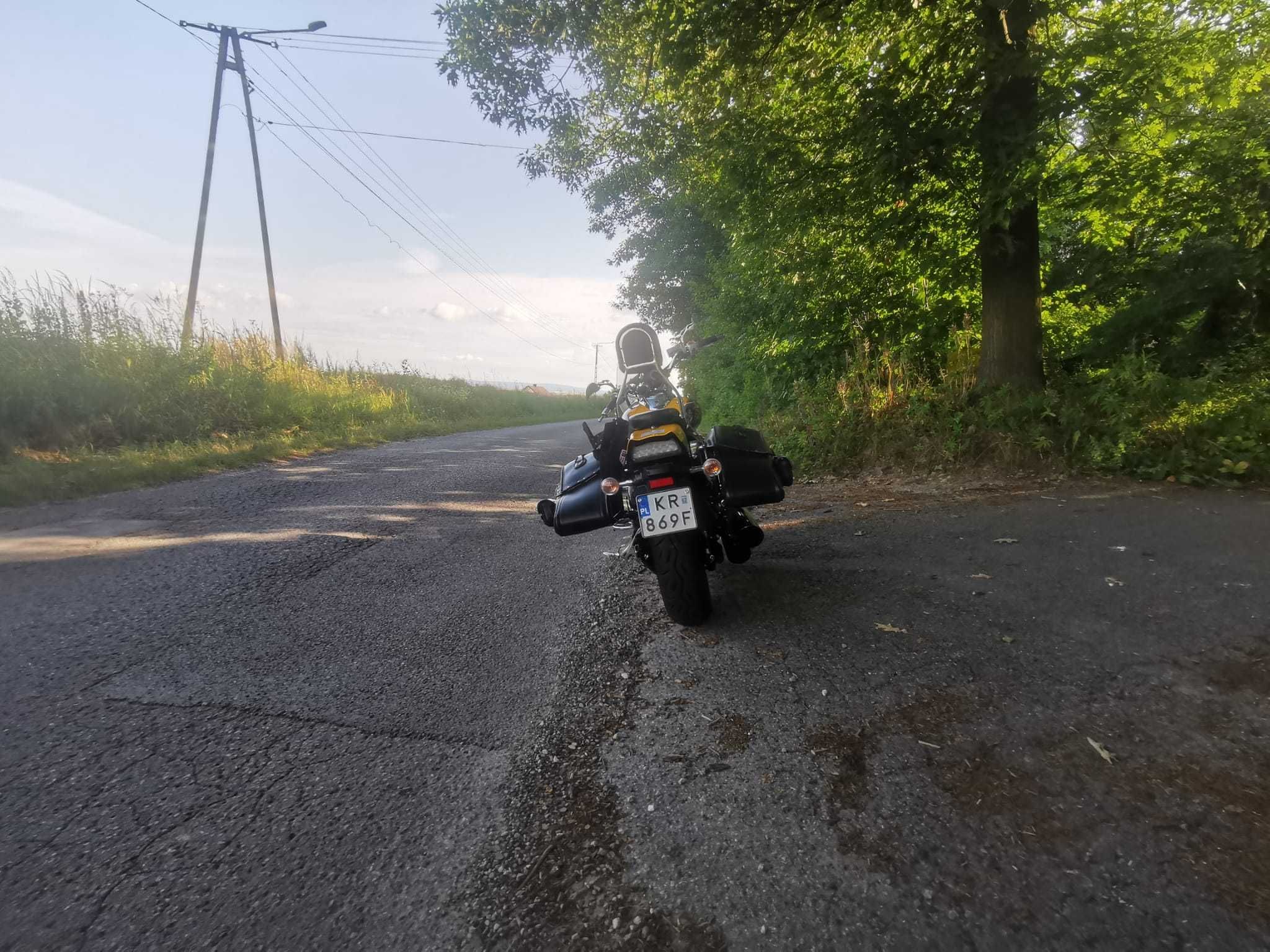 Suzuki Intruder VZ800  10tyś km przebiegu, 2007r