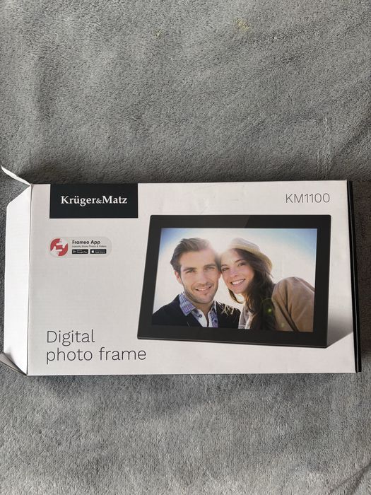 Ramka cyfrowa na zdjęcia Kruger&Matz z aplikacją Frameo