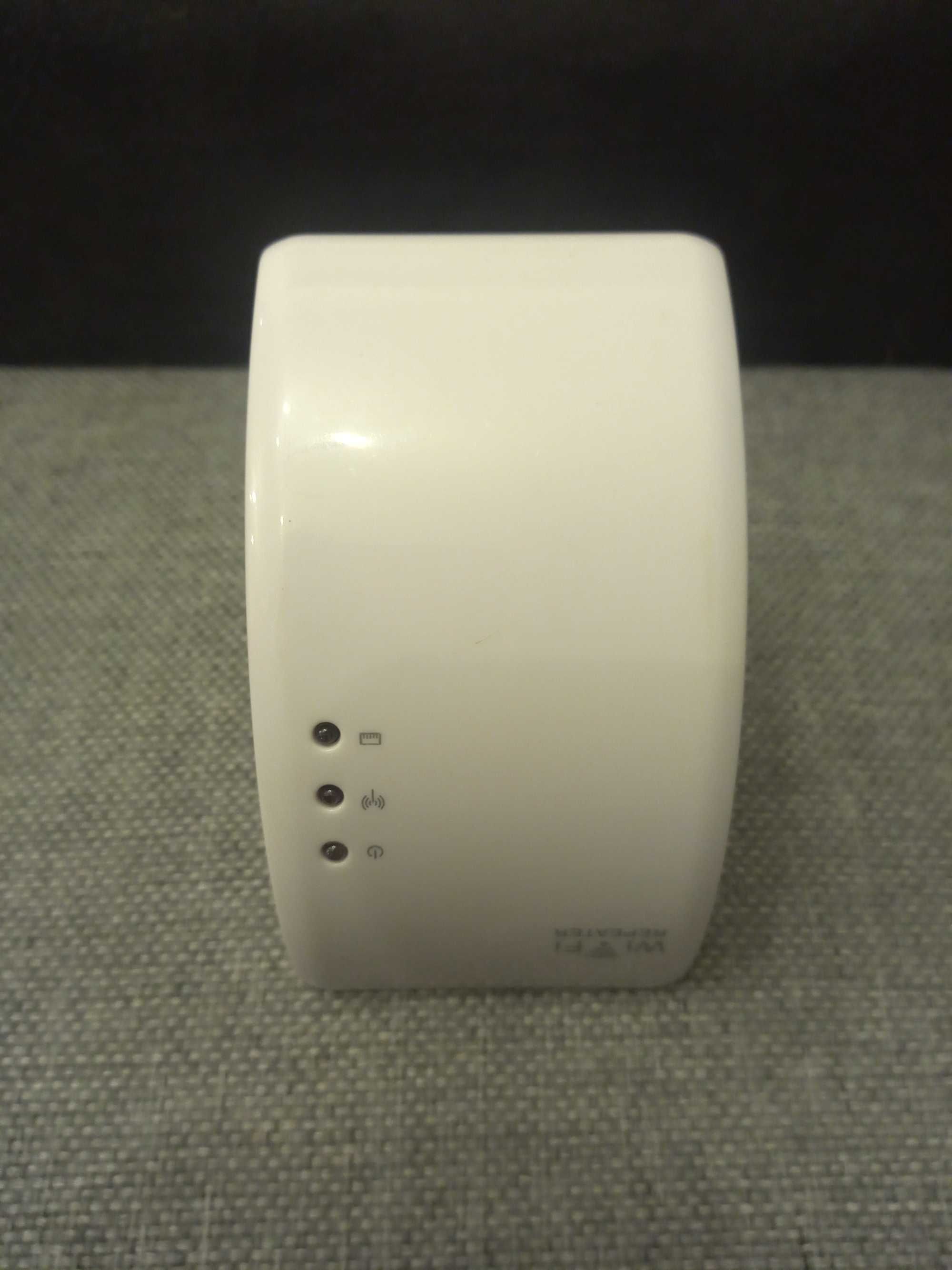 Wireless-N wifi repeater