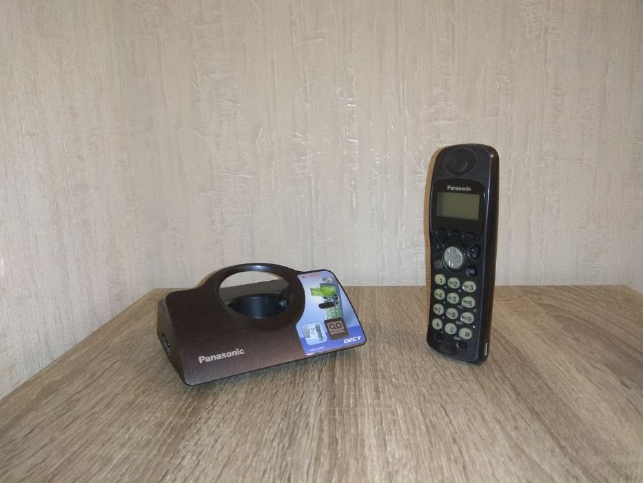 Радио телефон DECT Panasonic с автоответчиком и определителем номера