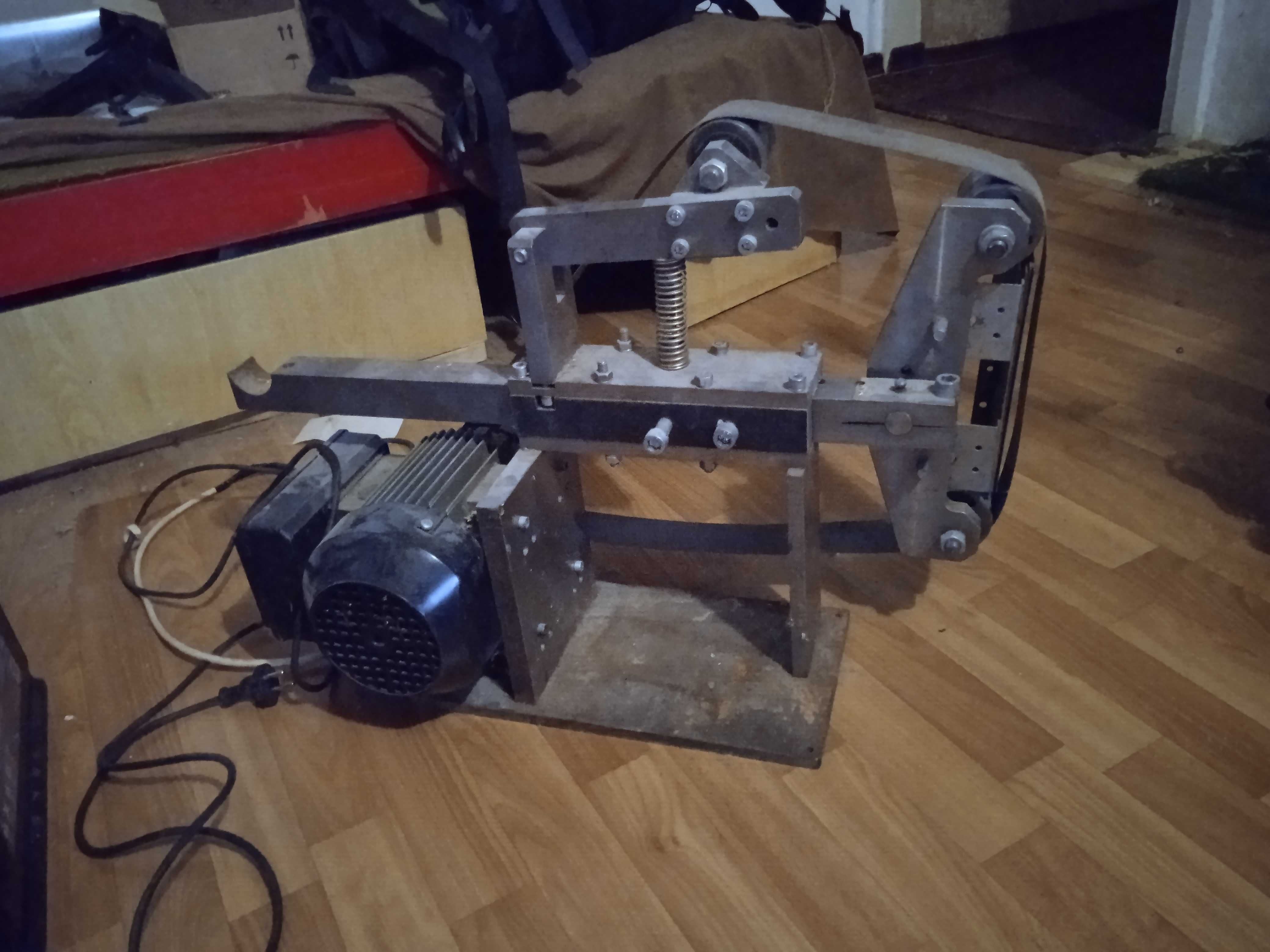 Продам Гриндер для изготовления ножей.