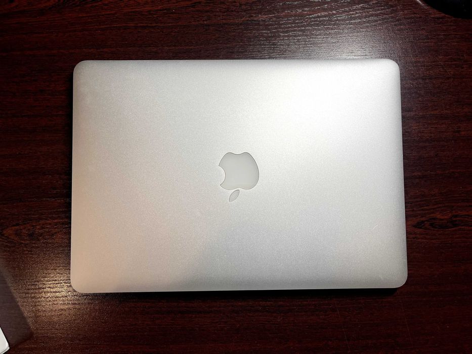 Macbook Pro 13 2015 8/128gb i5