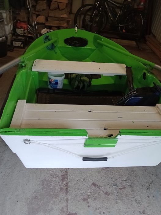 Sprzedam łódkę wędkarską