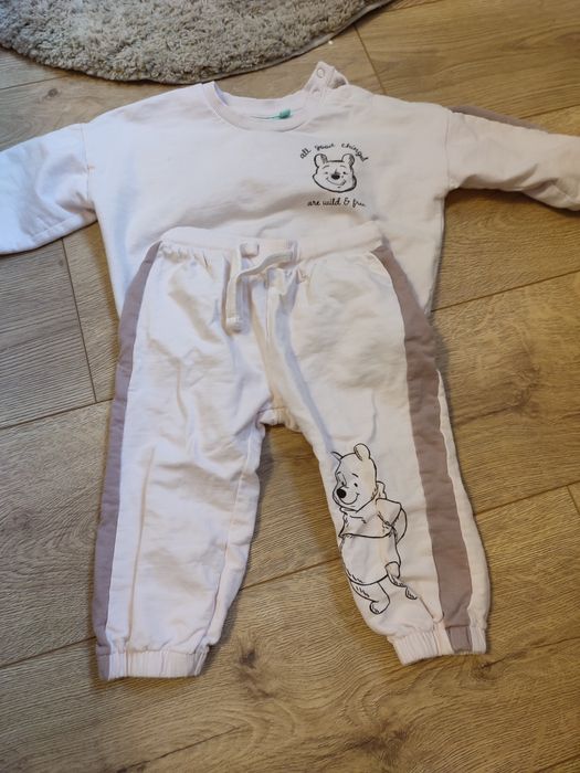 Zestaw dresów dziewczęcych roz. 80