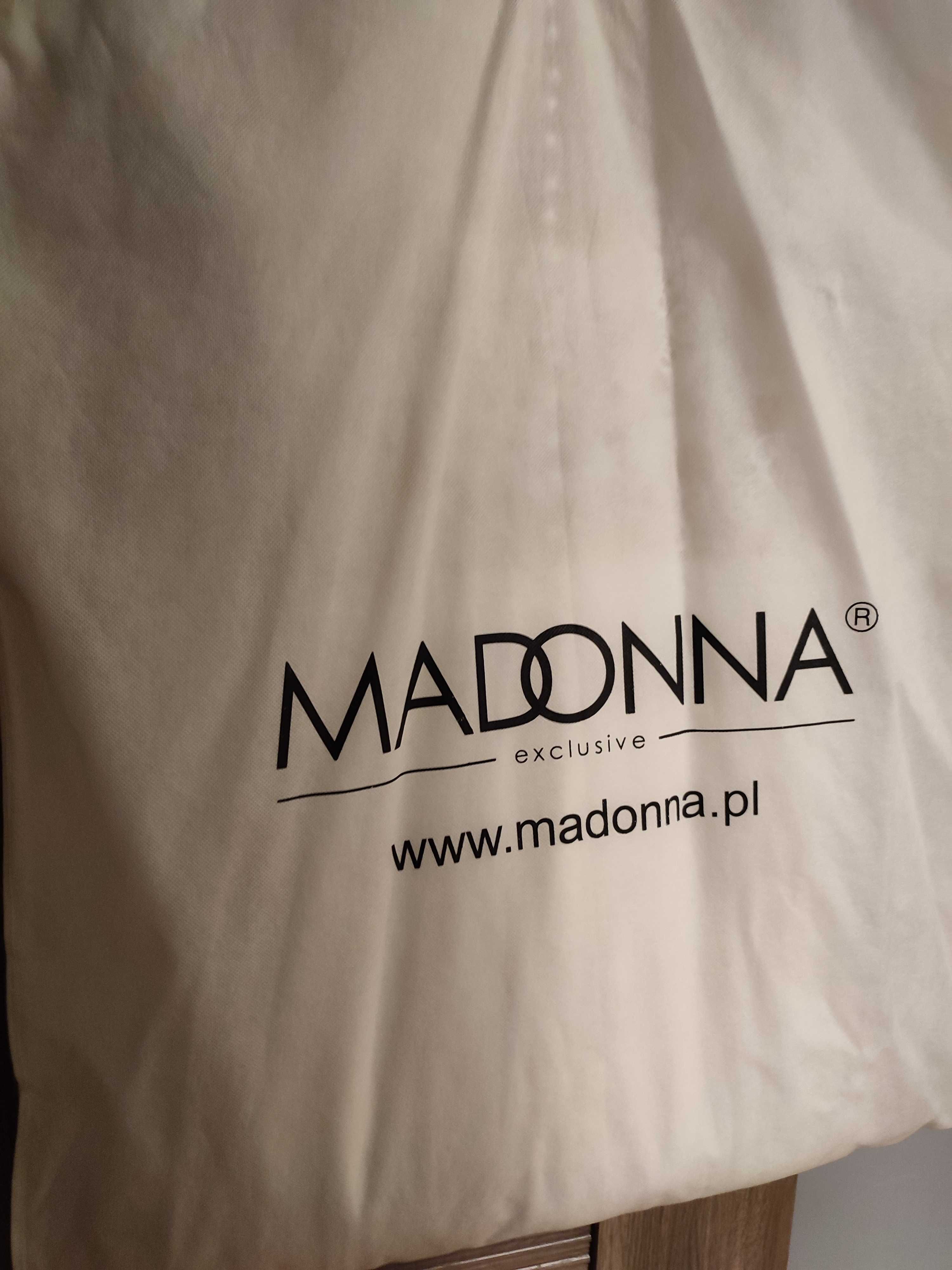 Suknia ślubna z salonu Madonna