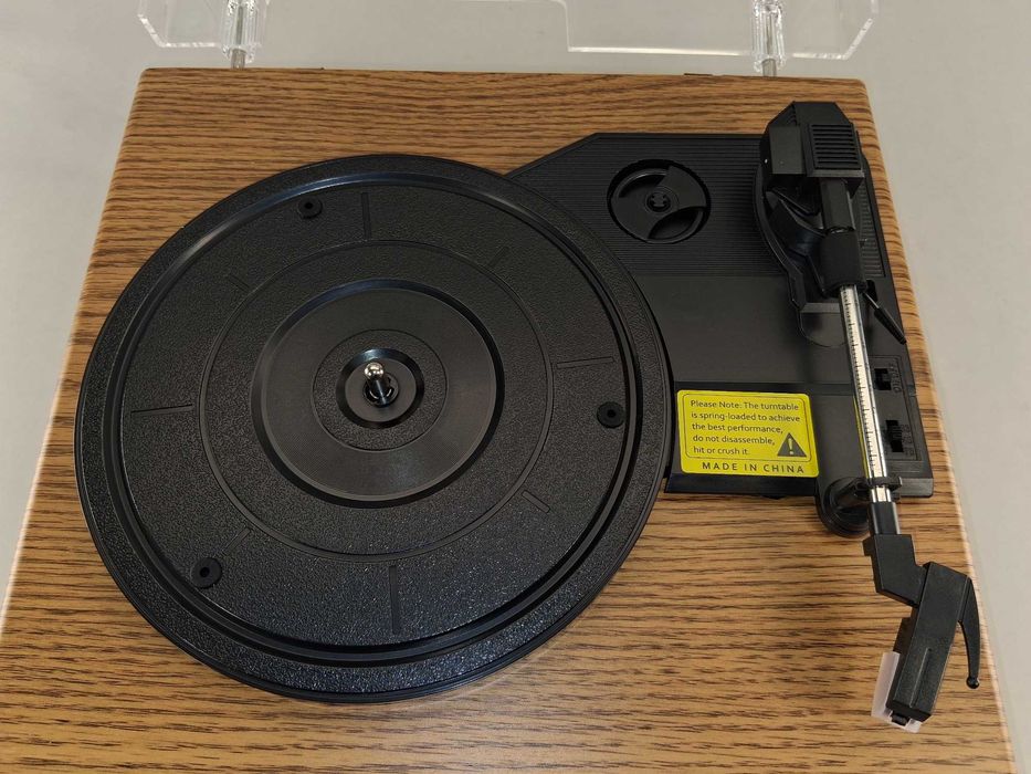 C228 Retro Odtwarzacz Muzyczny A6 z USB i Głośnikami Stereo