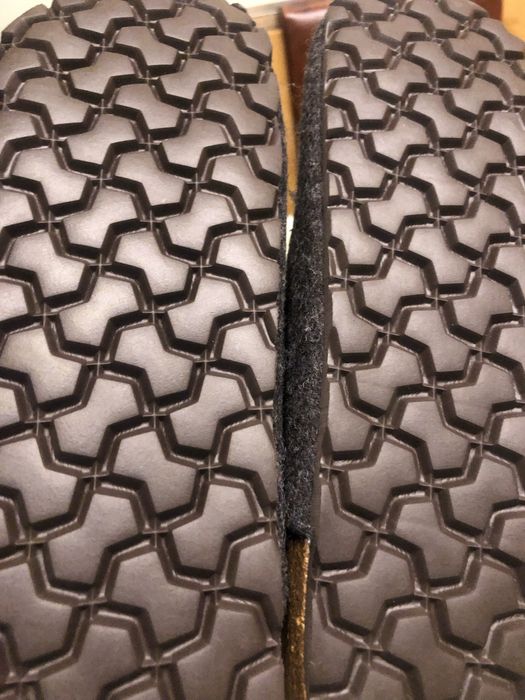 Kapcie męskie jesienno zimowe hiszpanskie Bayton