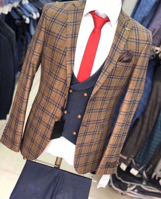 Свадебный костюм тройка+рубашка