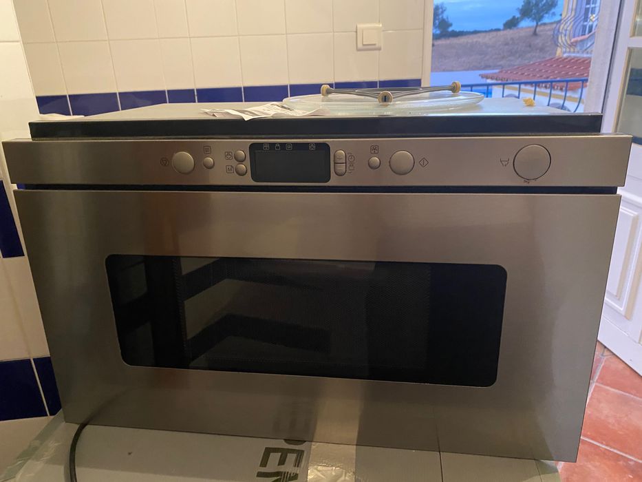 Microondas embutir bom estado