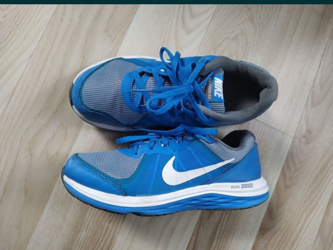 Buty Nike Dual Fusion rozmiar 36,5