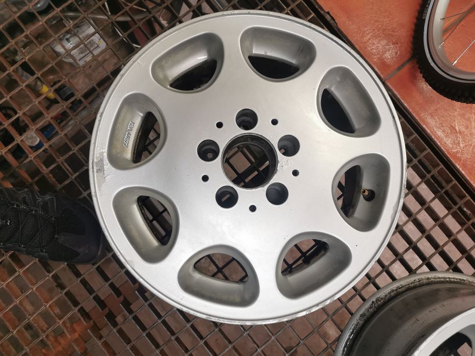 Sprzedam Felgi 15 do Mercedesa 123,124