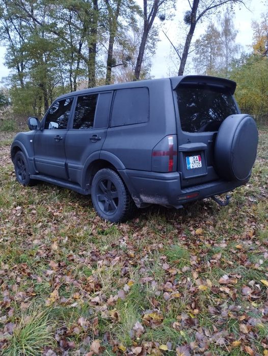 Mitsubishi pajero wagon 2004 року 3.2 дизель автомат