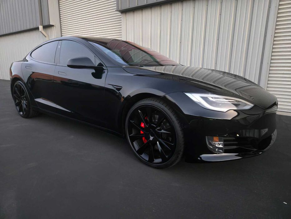 Tesla Model S Performance      2019