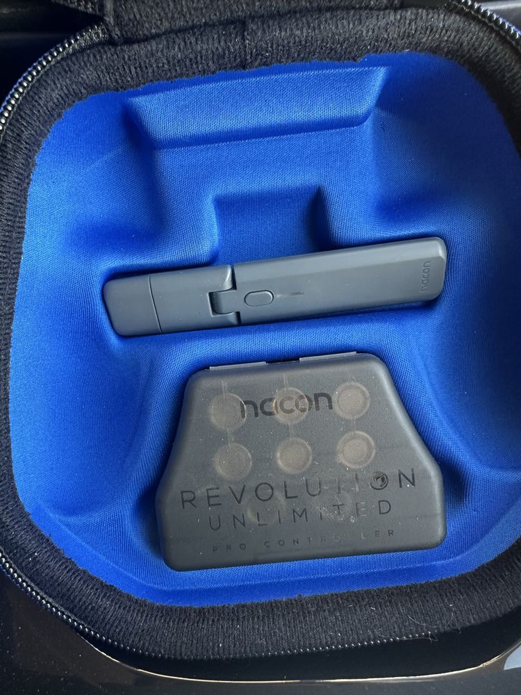Kontroler Nacon PS4 Revolution Unlimited Pro