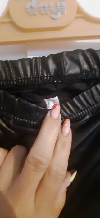 Legginsy błyszczące