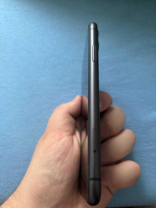 iPhone 11 | 64GB | Total Black | 76% kondycji