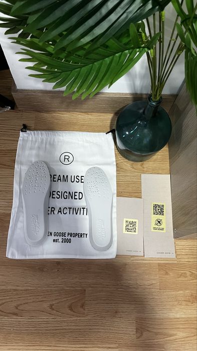 Golden goose roxo e branco