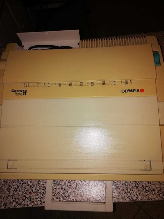 Máquina de escrever