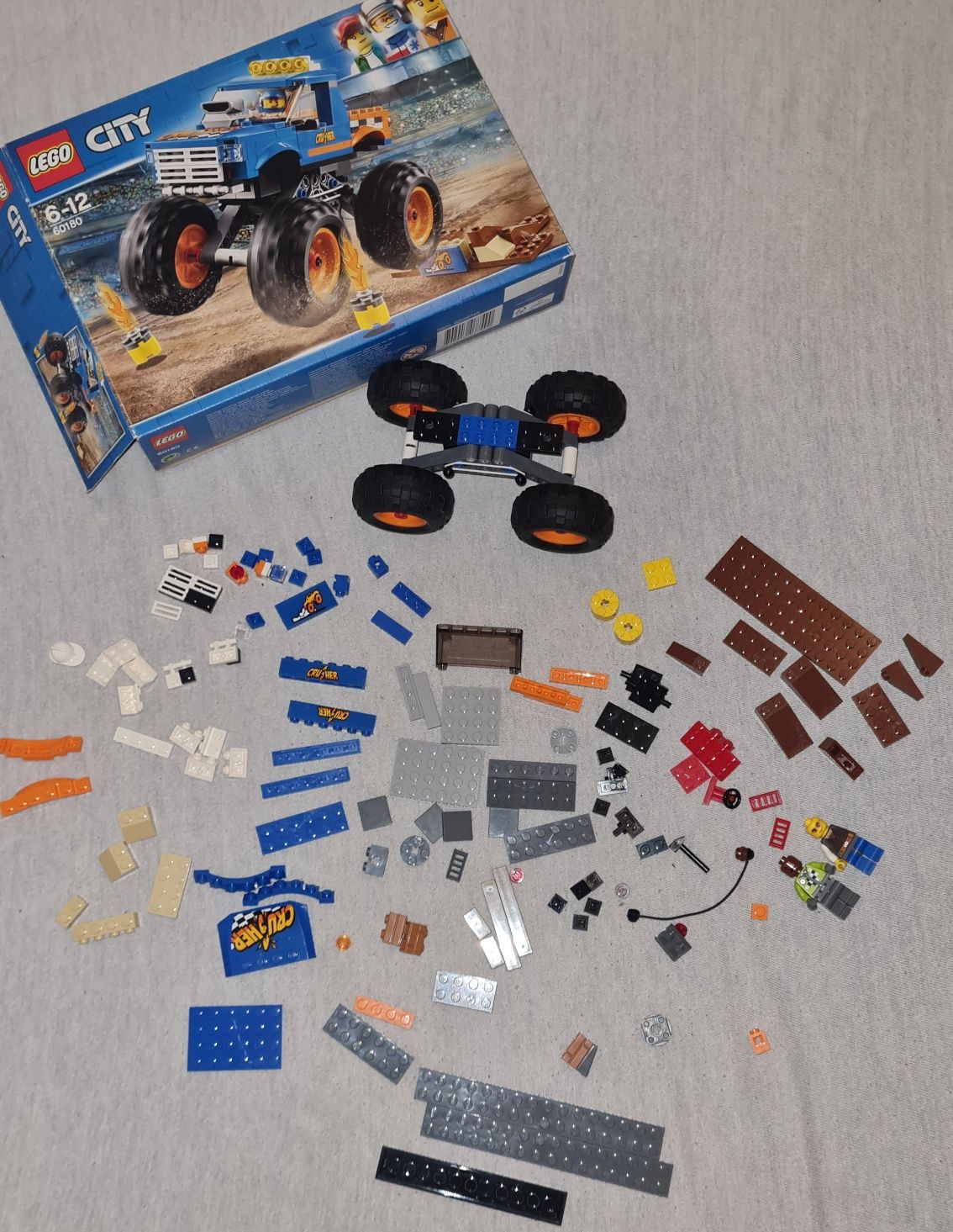 Zestaw LEGO 60180 Monster truck