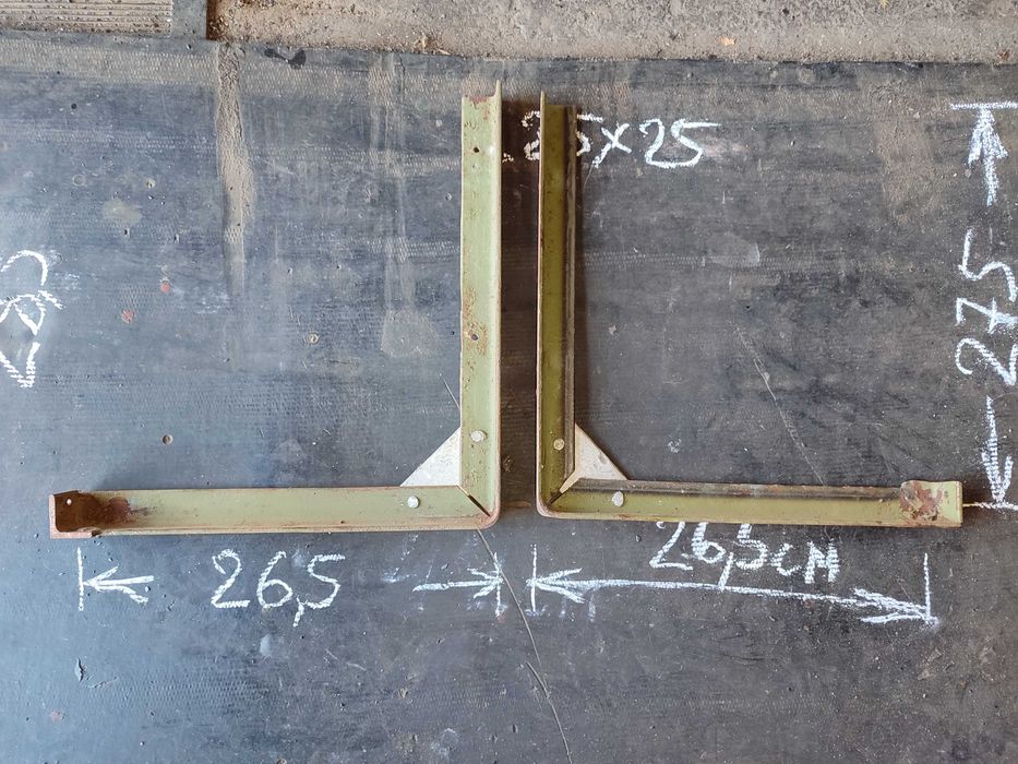 Уголок для полки