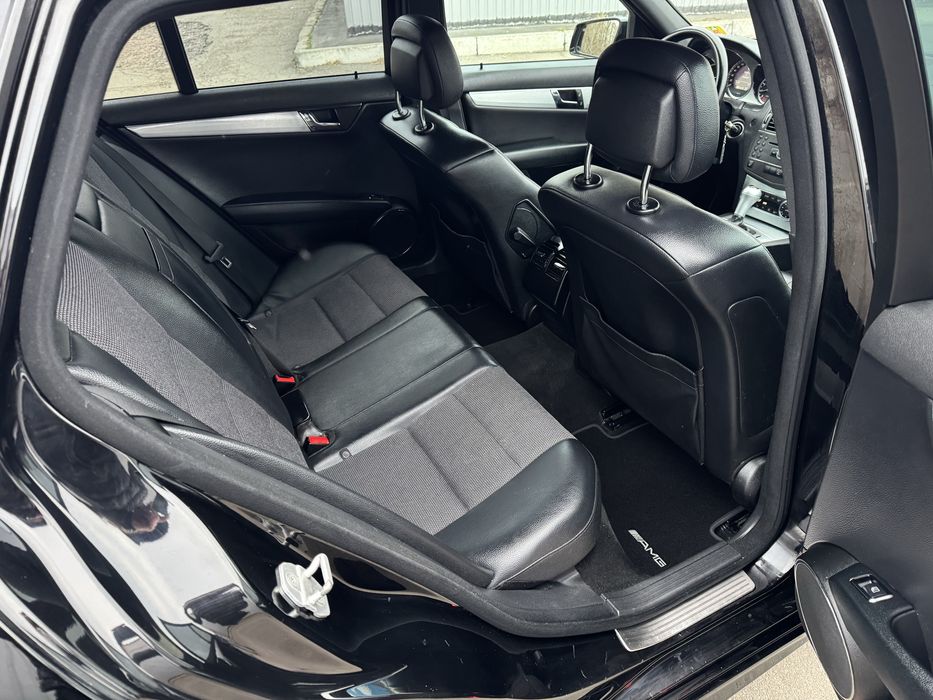 Mercedes Benz C200 1.8 automat з Швейцарії