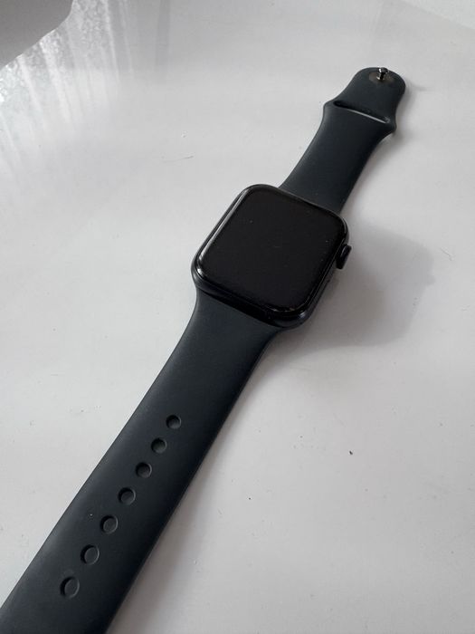 Apple watch SE 2 generacji 44 mm kondycja 100 %