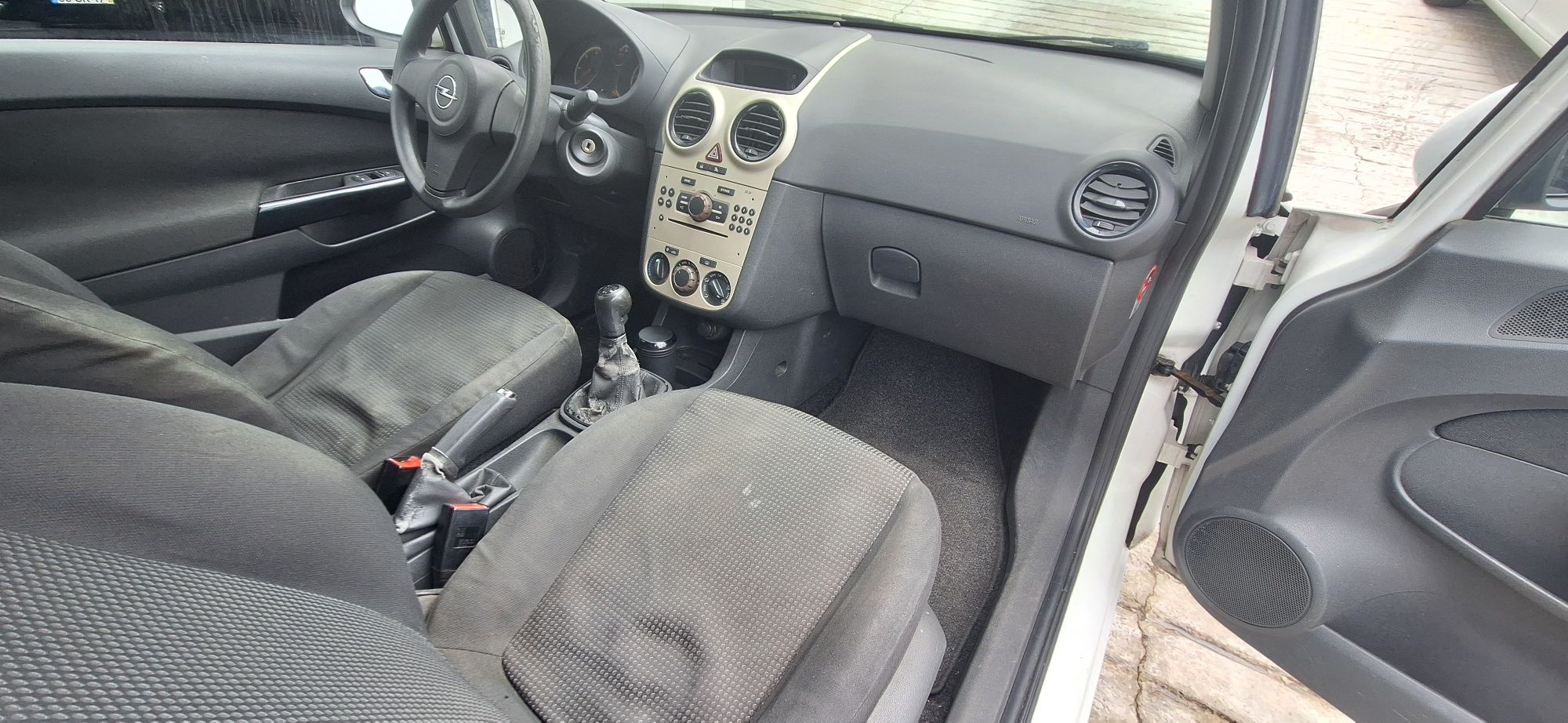 Opel corsa 1.3 cdti
