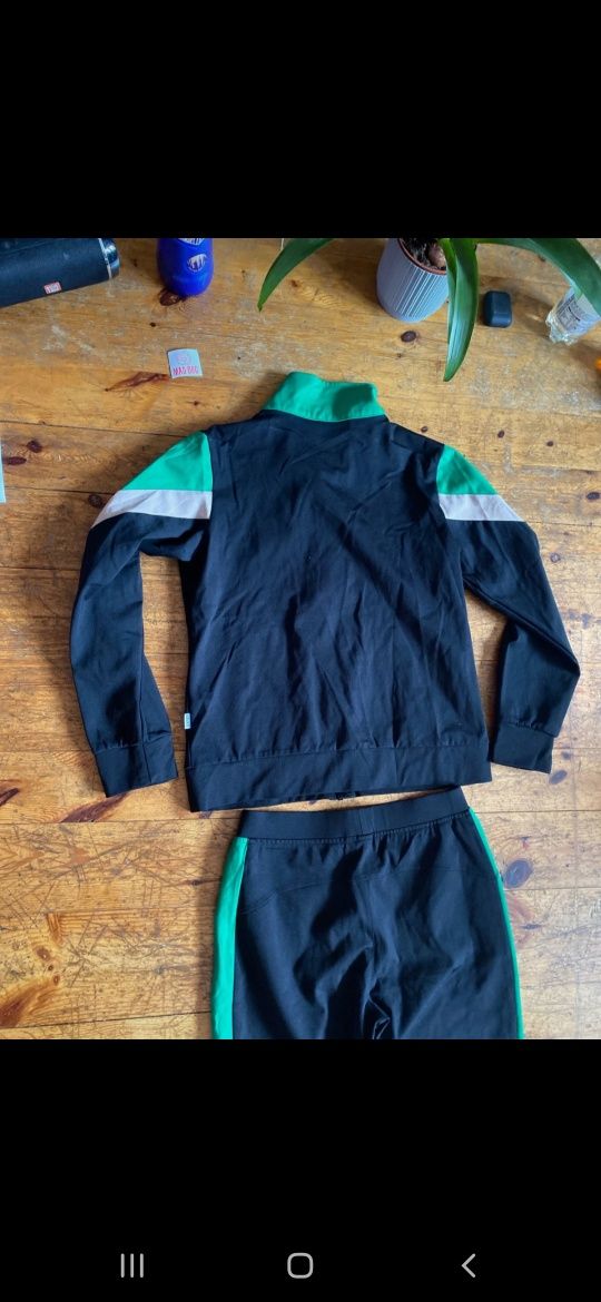 Dres Damski Sportowy