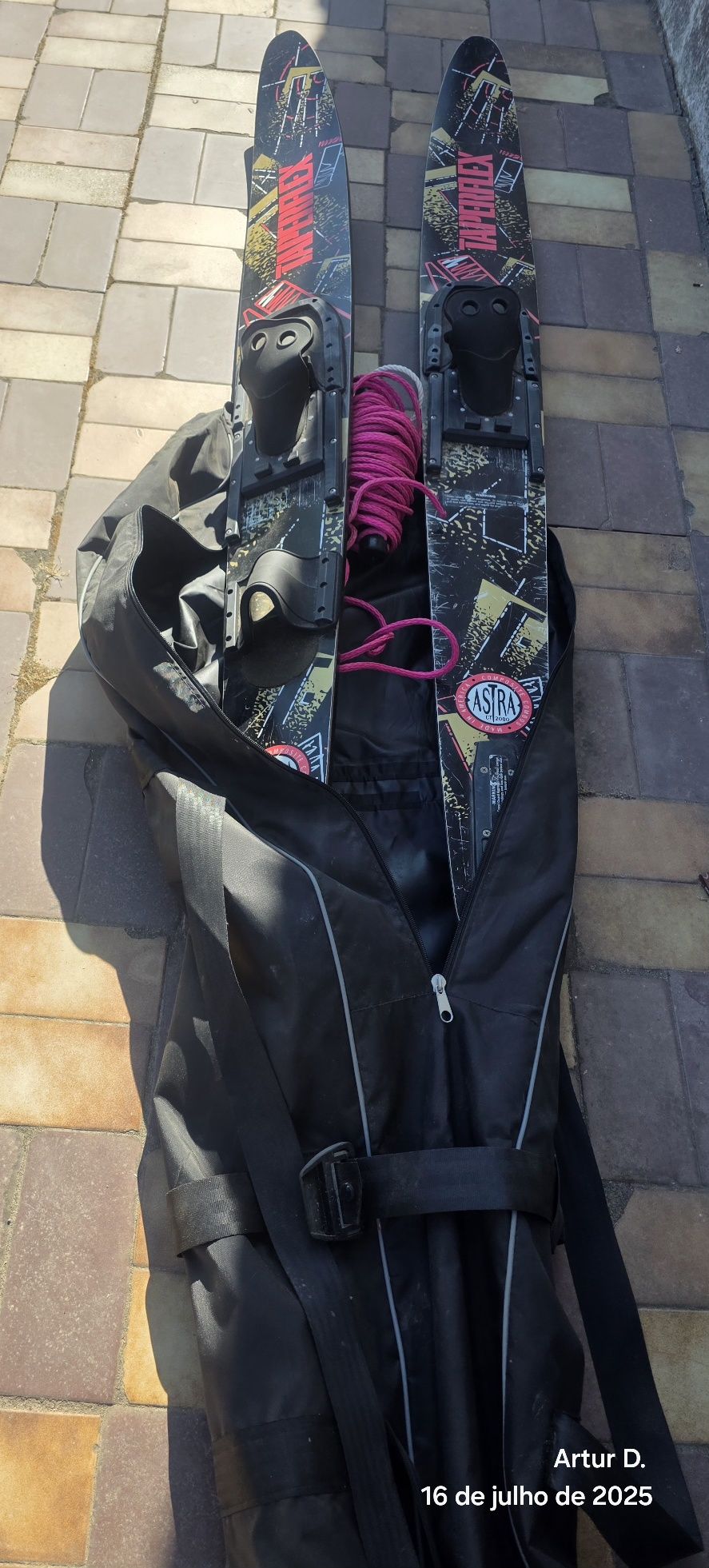 PAR DE SKIS Aquáticos