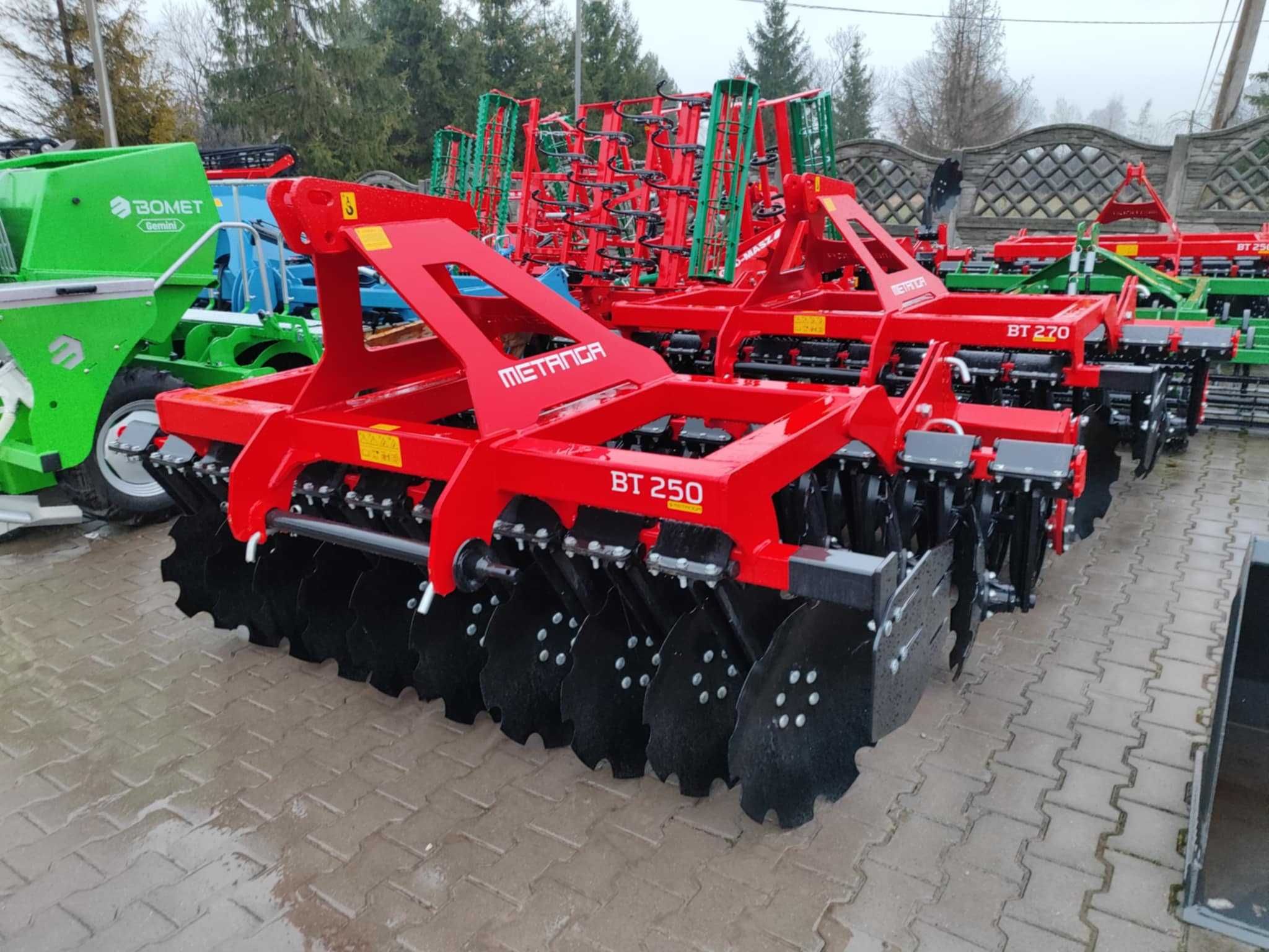 Brona Talerzowa Agregat Talerzowy 2,5m 2,7m 3,0m METANGA lekka/ciężka