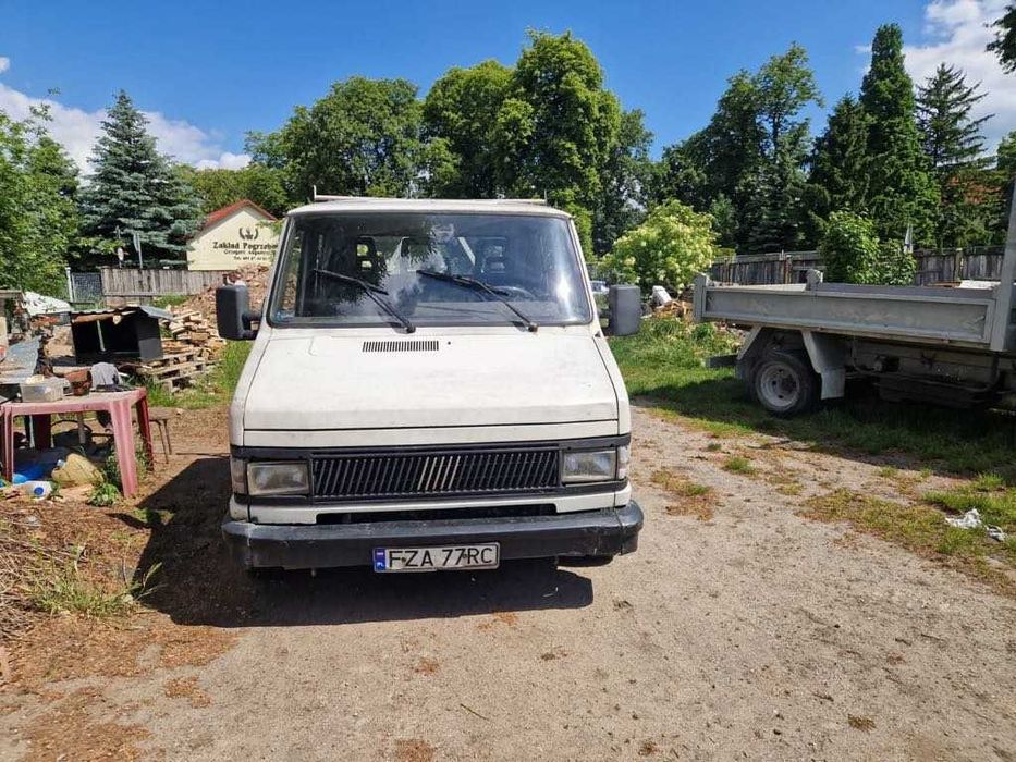 FIAT Ducato skrzyniowy - na części - uszkodzony silnik