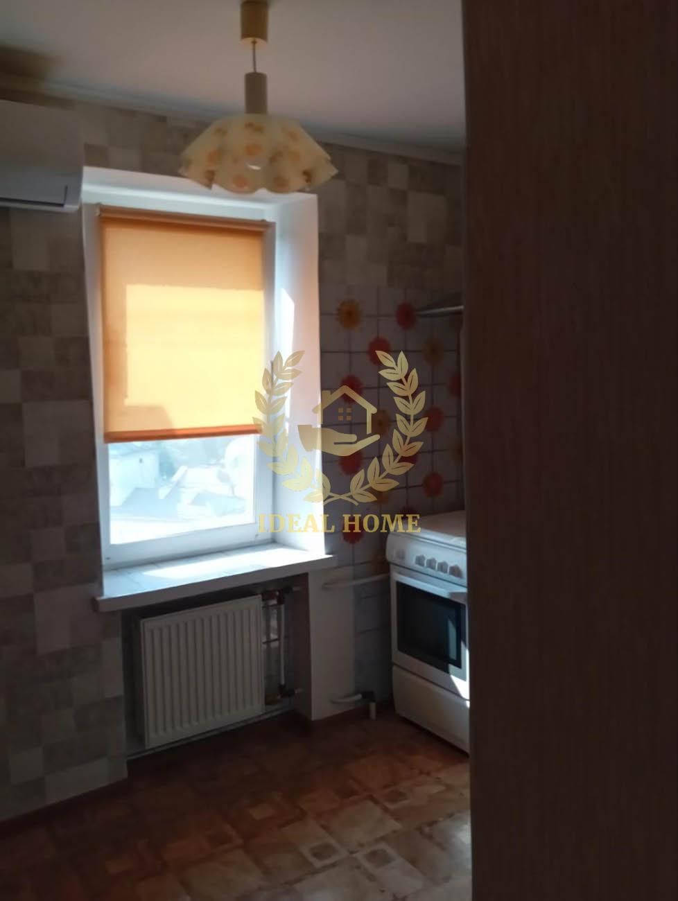 "Продається квартира 1 кімната в затишному спальному районі Києва"