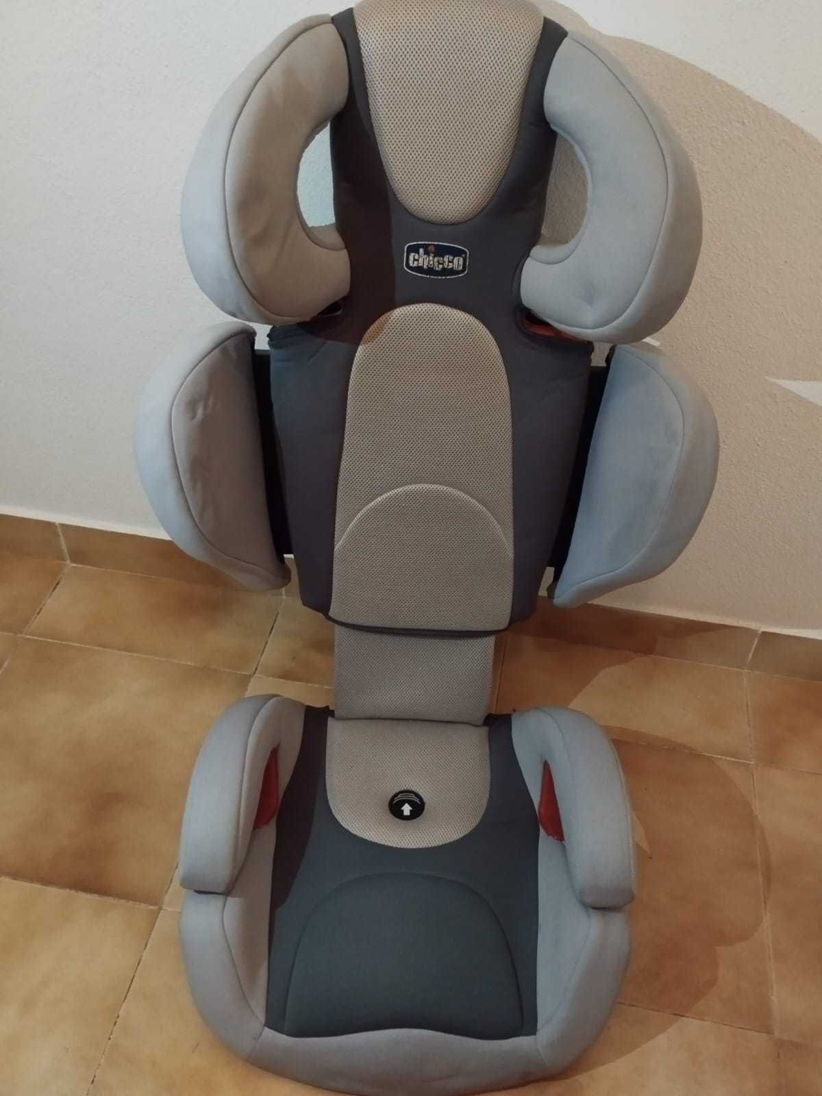 Carrinho Be Cool Twice, Baloiço Chicco, Cadeira Chicco Auto - Tudo 65€