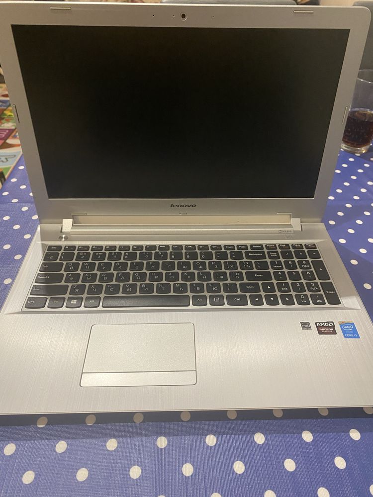 Laptot Lenovo Z51-70
