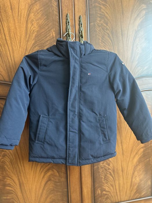 Продам парку Tommy Hilfiger, 5 років