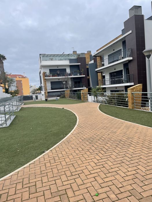 Apartamento T5 duplex