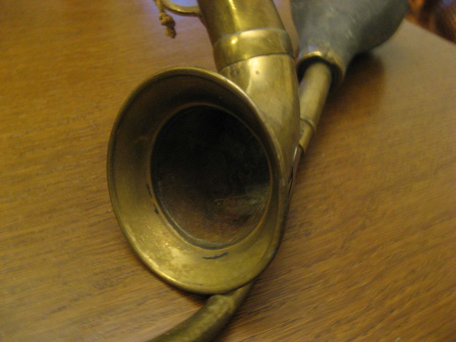 Trąbka sygnałowa mosiężna, powóz, dorożka, stare auto, stara.