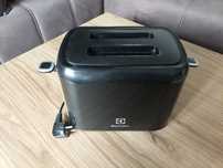 Opiekacz do kanapek Toster Electrolux EAT 3300