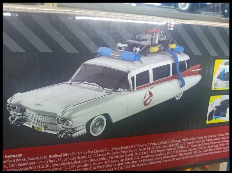 Ghostbusters pogromcy duchów 1:24 Ecto 1 Jada