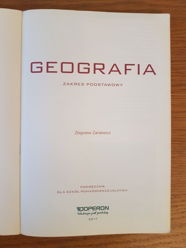 Ciekawi Świata Geogtafia podręcznik zakres podstawowy