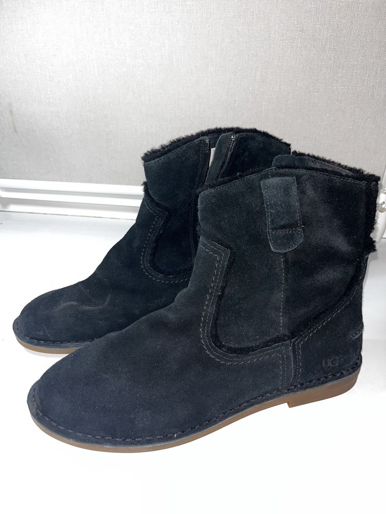 Черевики жіночі UGG