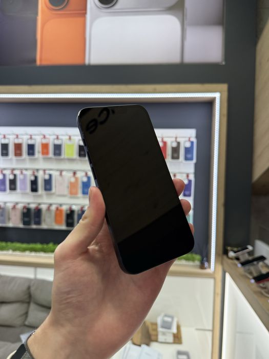 iPhone 16e 128GB Black