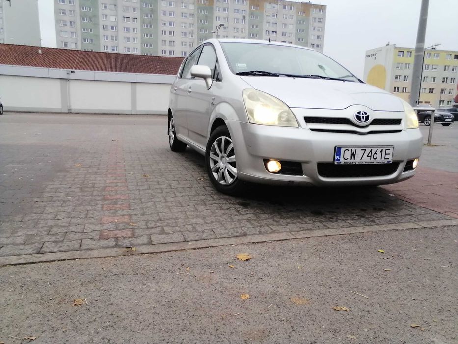 Sprzedam Toyota corola verso 2.0d